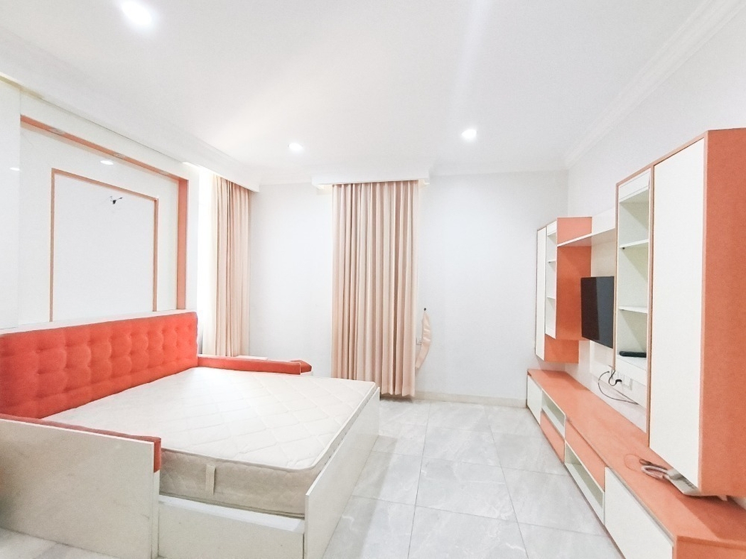 residential Villa for rent v Tonle Bassac ID 239934 14