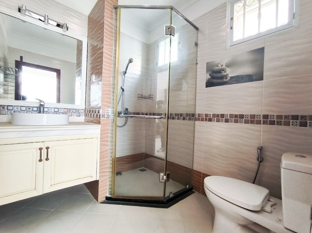 residential Villa for rent v Tonle Bassac ID 239934 22