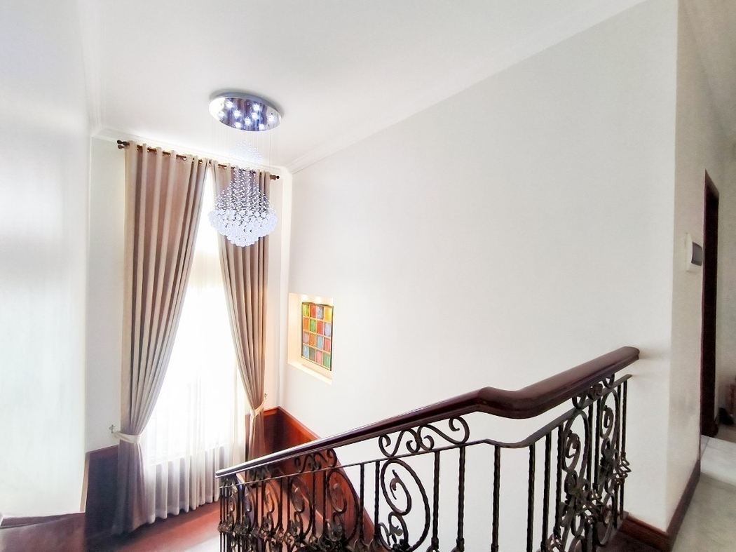residential Villa for rent v Tonle Bassac ID 239934 26