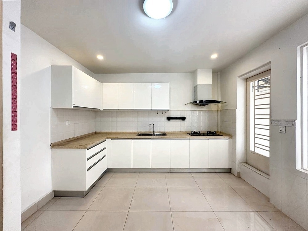 commercial CommercialShophouse for sale v Ou Baek K'am ID 241475 4