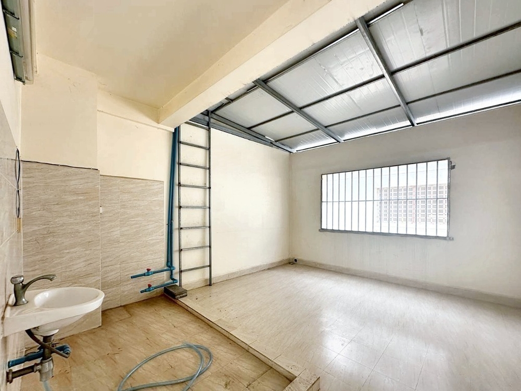 commercial CommercialShophouse for sale v Ou Baek K'am ID 241475 7