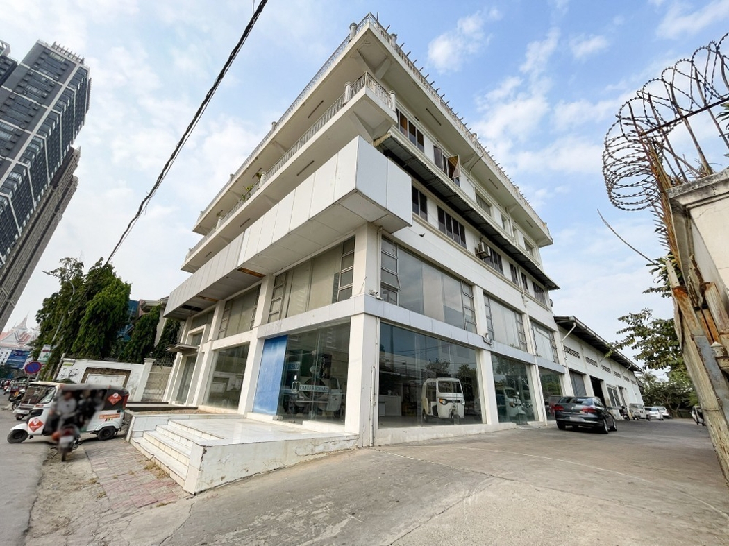 commercial Land for sale v Tonle Bassac ID 241692 2