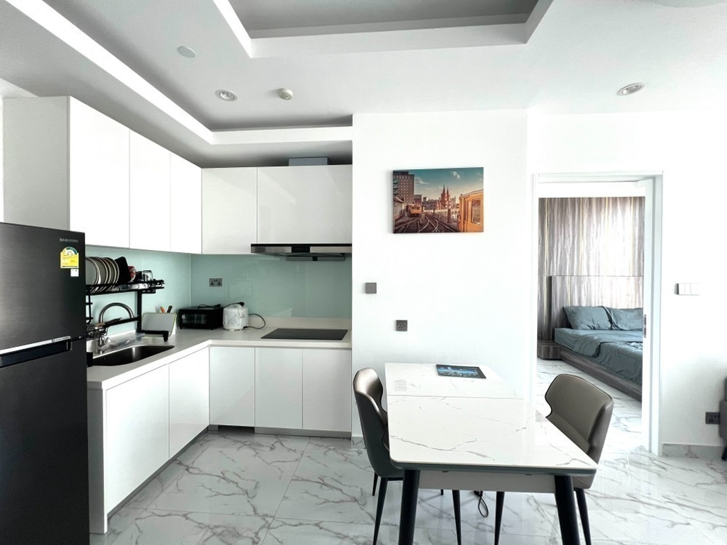 residential Condo for rent v BKK 1 ID 241881