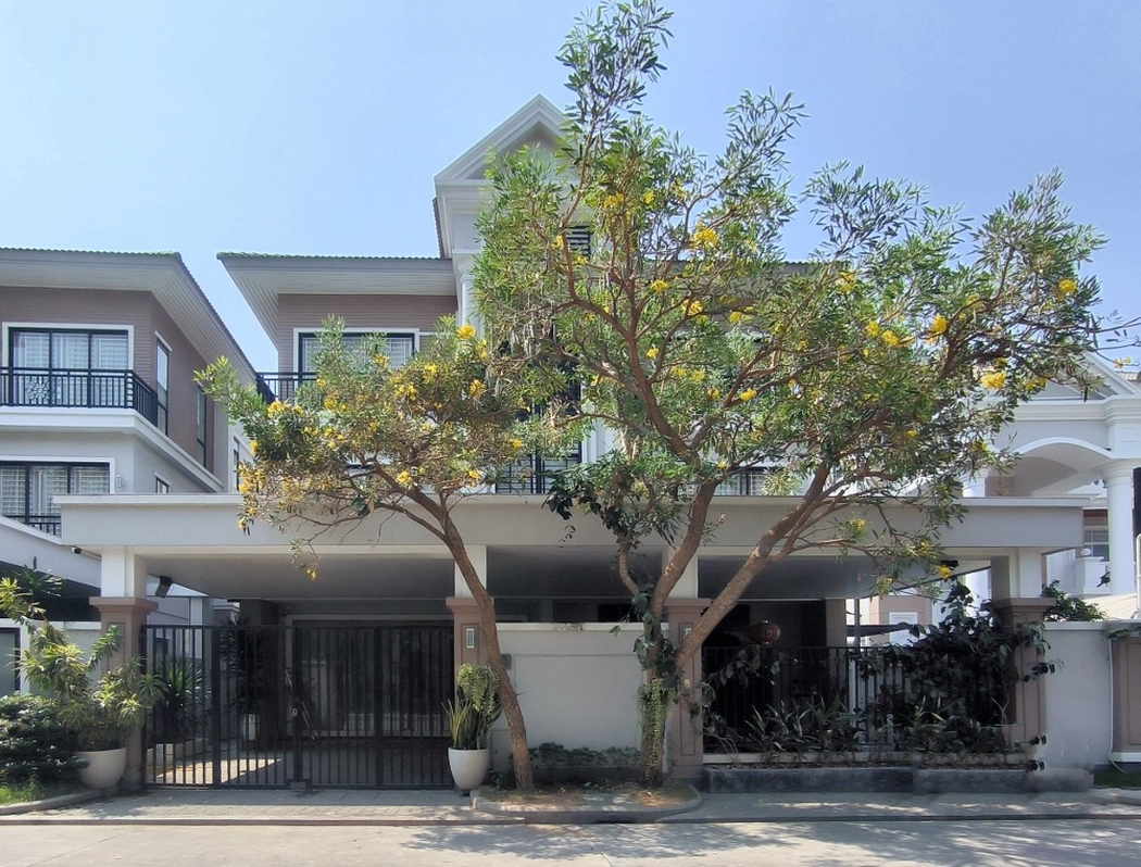 residential Twin Villa for sale v Nirouth ID 241961