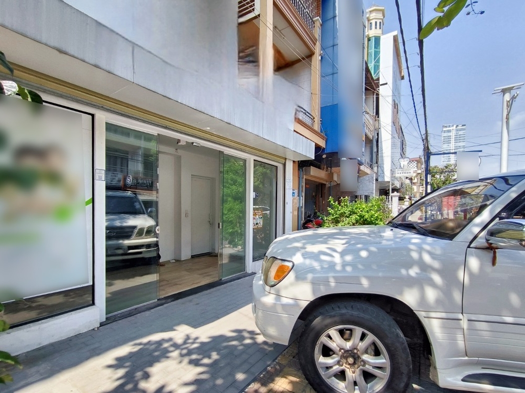 residential Shophouse for rent v BKK 3 ID 241970 2