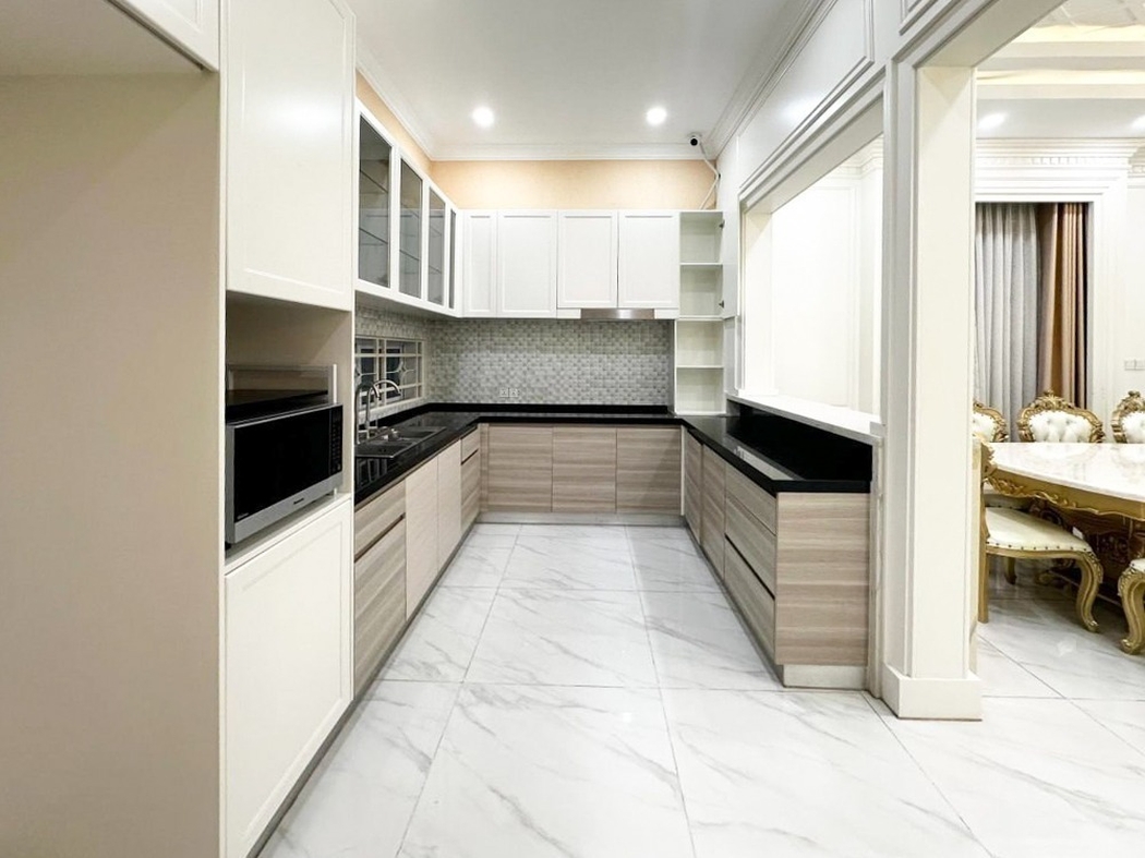 residential Villa for rent v Nirouth ID 243600 8