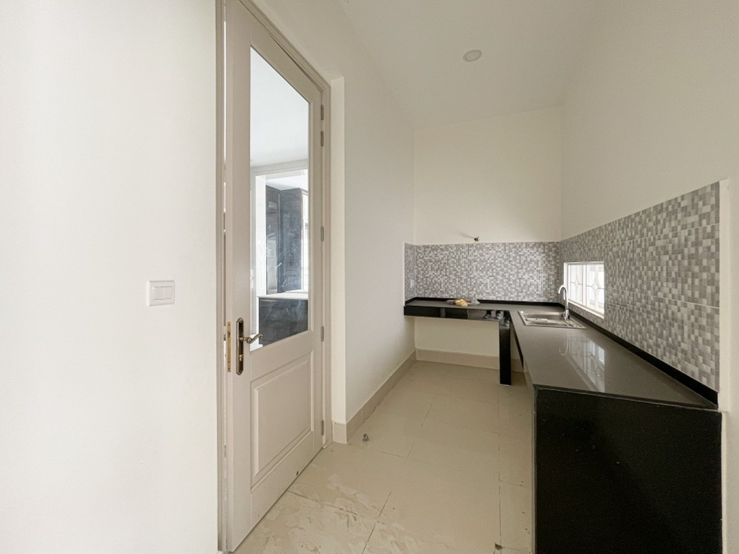 residential Villa for sale v Chak Angrae Kraom ID 243923 9