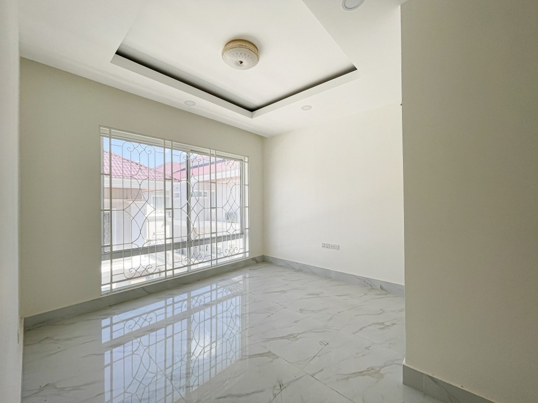 residential Villa for sale v Chak Angrae Kraom ID 243923 22