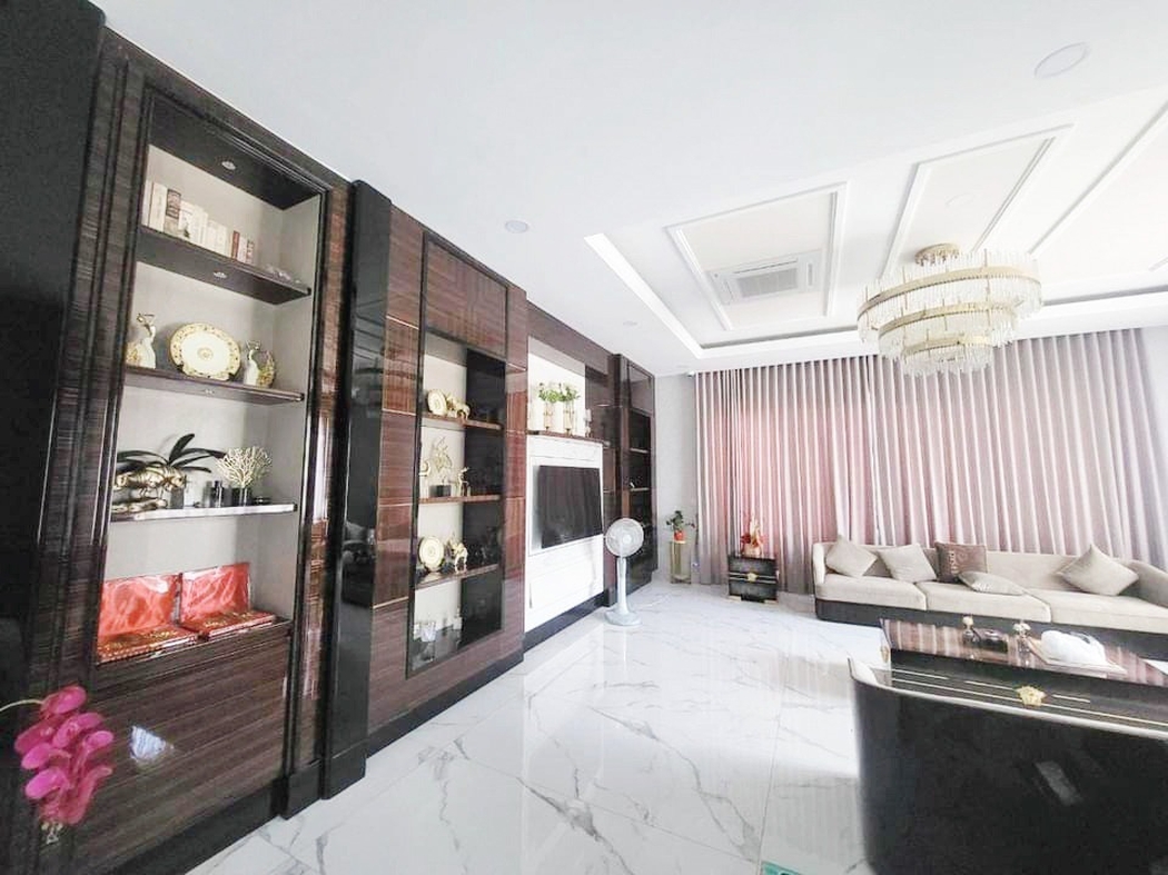 residential Villa for sale v Veal Sbov ID 244303 4
