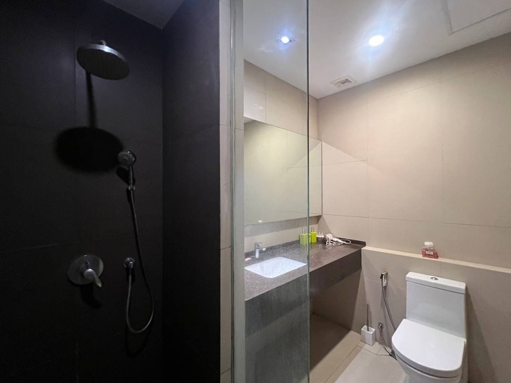residential Condo for sale v Tonle Bassac ID 245188 8