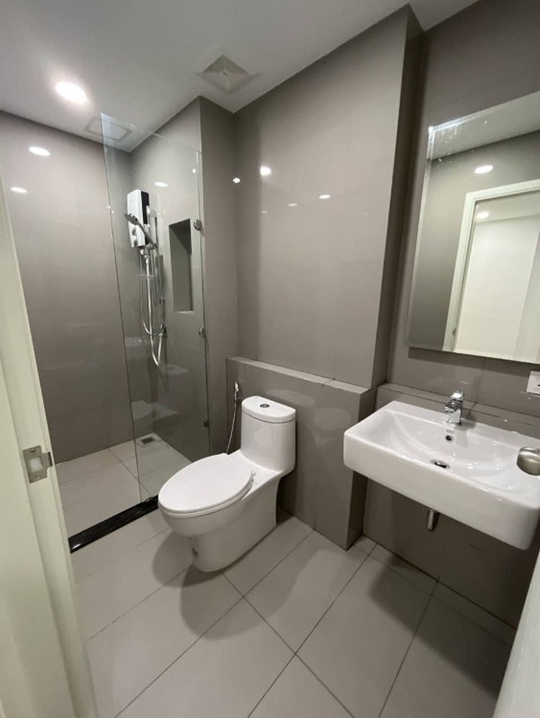 residential Condo for sale v Phnom Penh Thmey ID 245755 6
