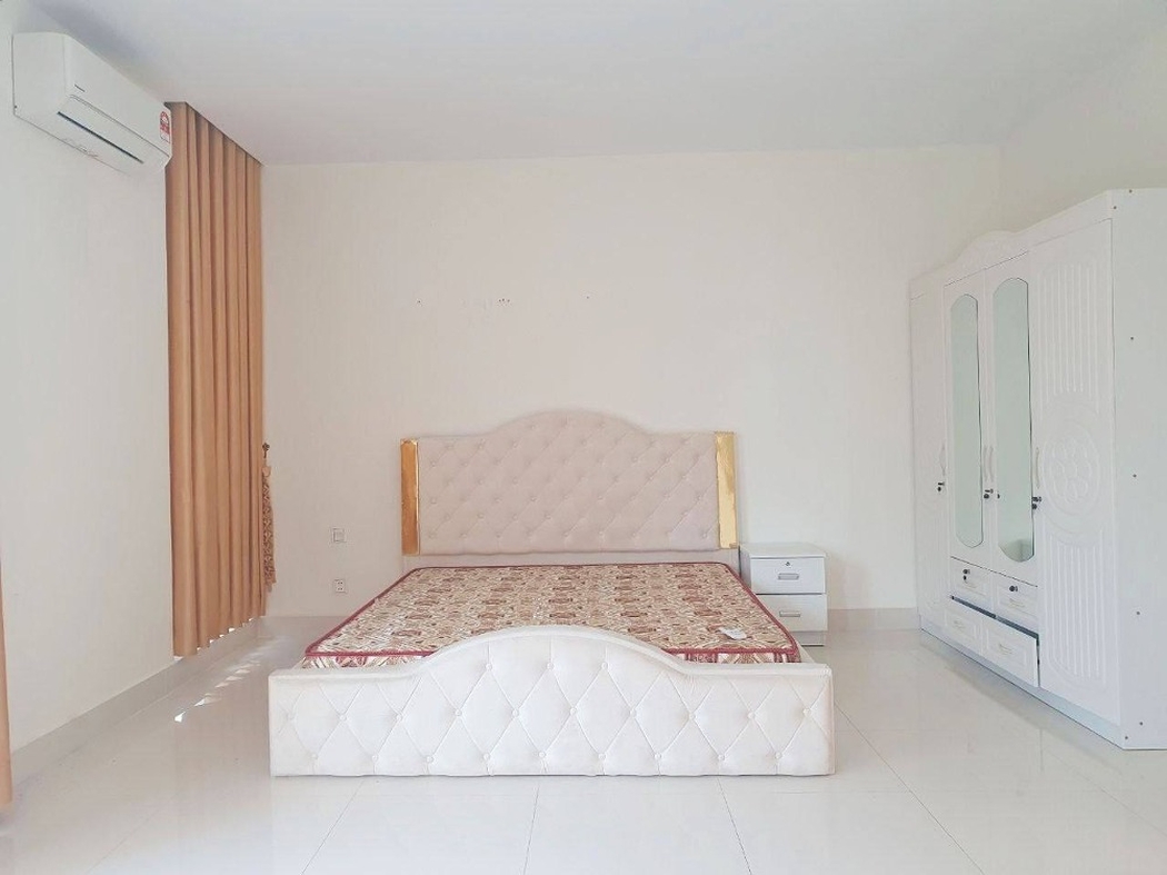 residential Villa for rent v Chak Angrae Kraom ID 245792 6