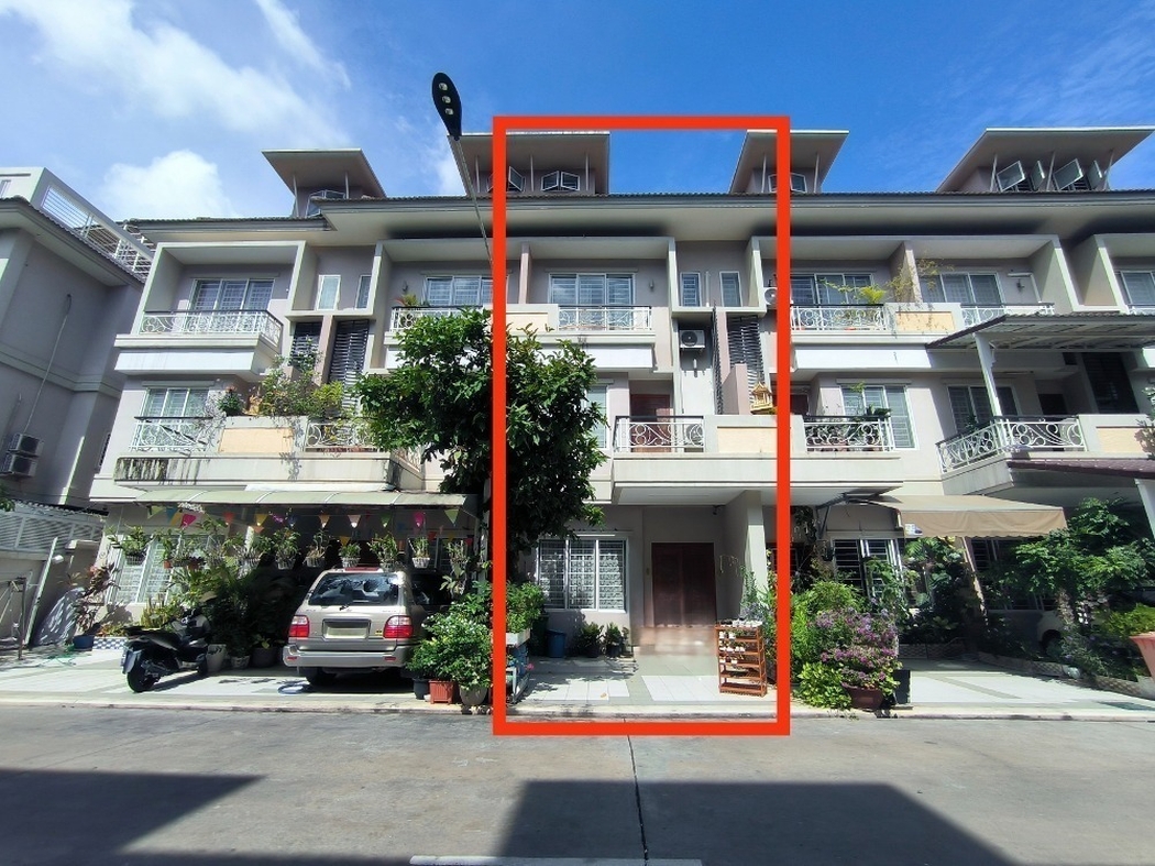 residential Unit for rent v Nirouth ID 245746