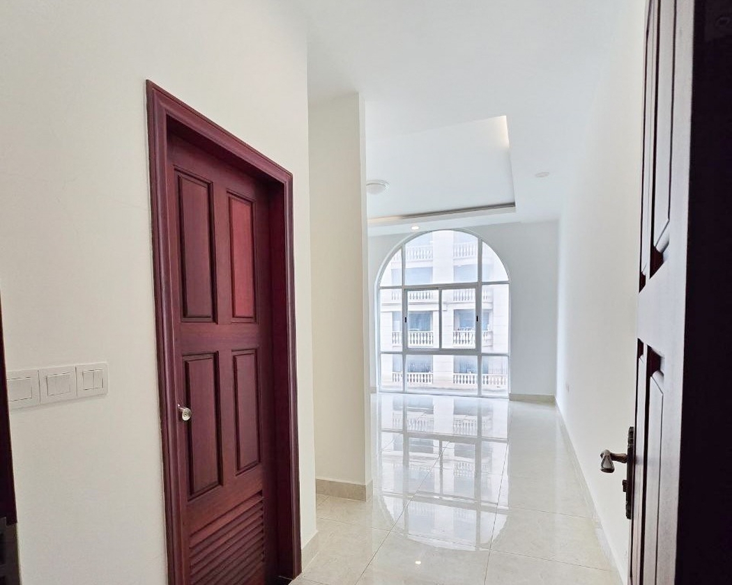 residential Shophouse for rent v Tonle Bassac ID 251916 9
