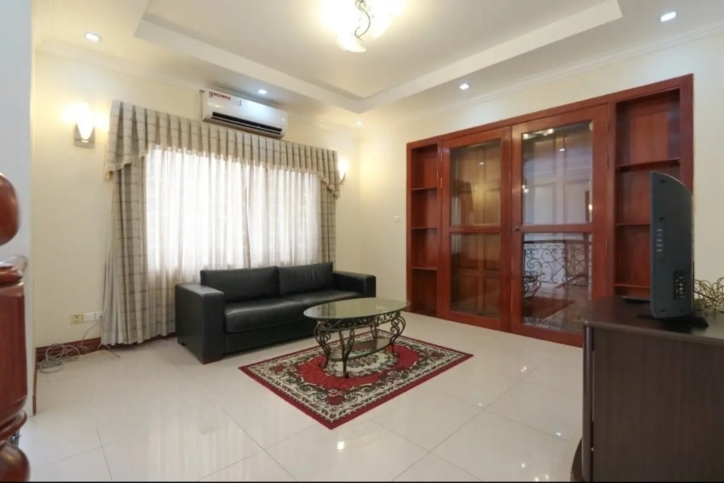 residential Villa for rent v Tonle Bassac ID 253266 3