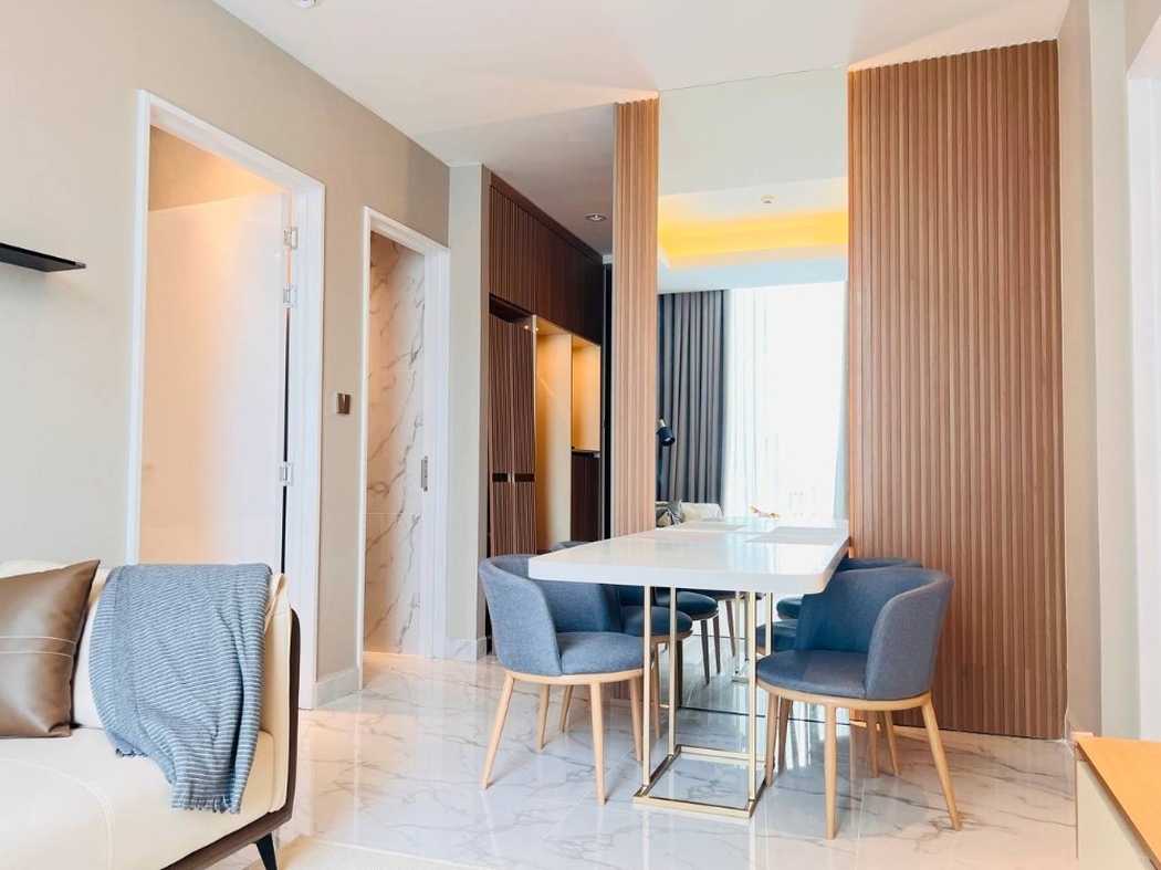 residential Condo for rent v BKK 1 ID 256869